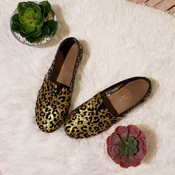 Toms Shoes - Glitter Cheetah Print Toms